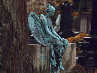 Unearthing Atlanta's Rich History: Exploring its Historical Cemeteries