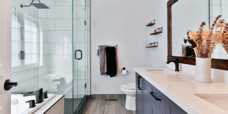 Keep Your Bathroom Warm This Winter: Simple Tips