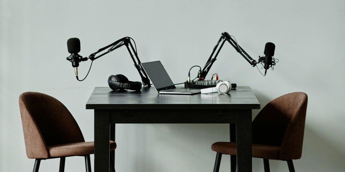 Zachary Bernard on the Art of Pitching Podcast Hosts Without Getting Ignored