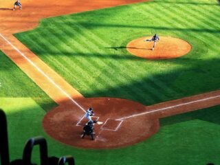 Chris Sale Ejected Before First Pitch, Braves Beat Yankees 2-1 in 10 Innings